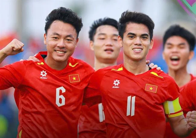 Hướng Dẫn Nhận Khuyến Mãi FCB8